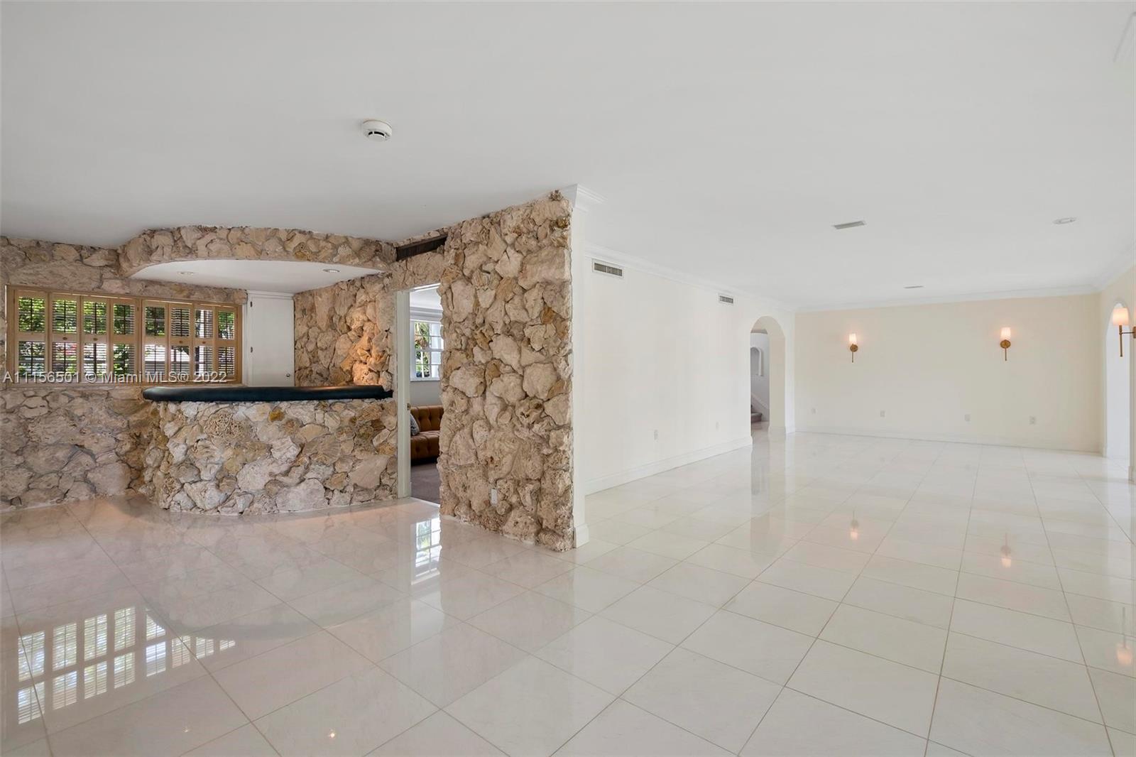 CORAL GABLES COUNTRY CLUB - Residential