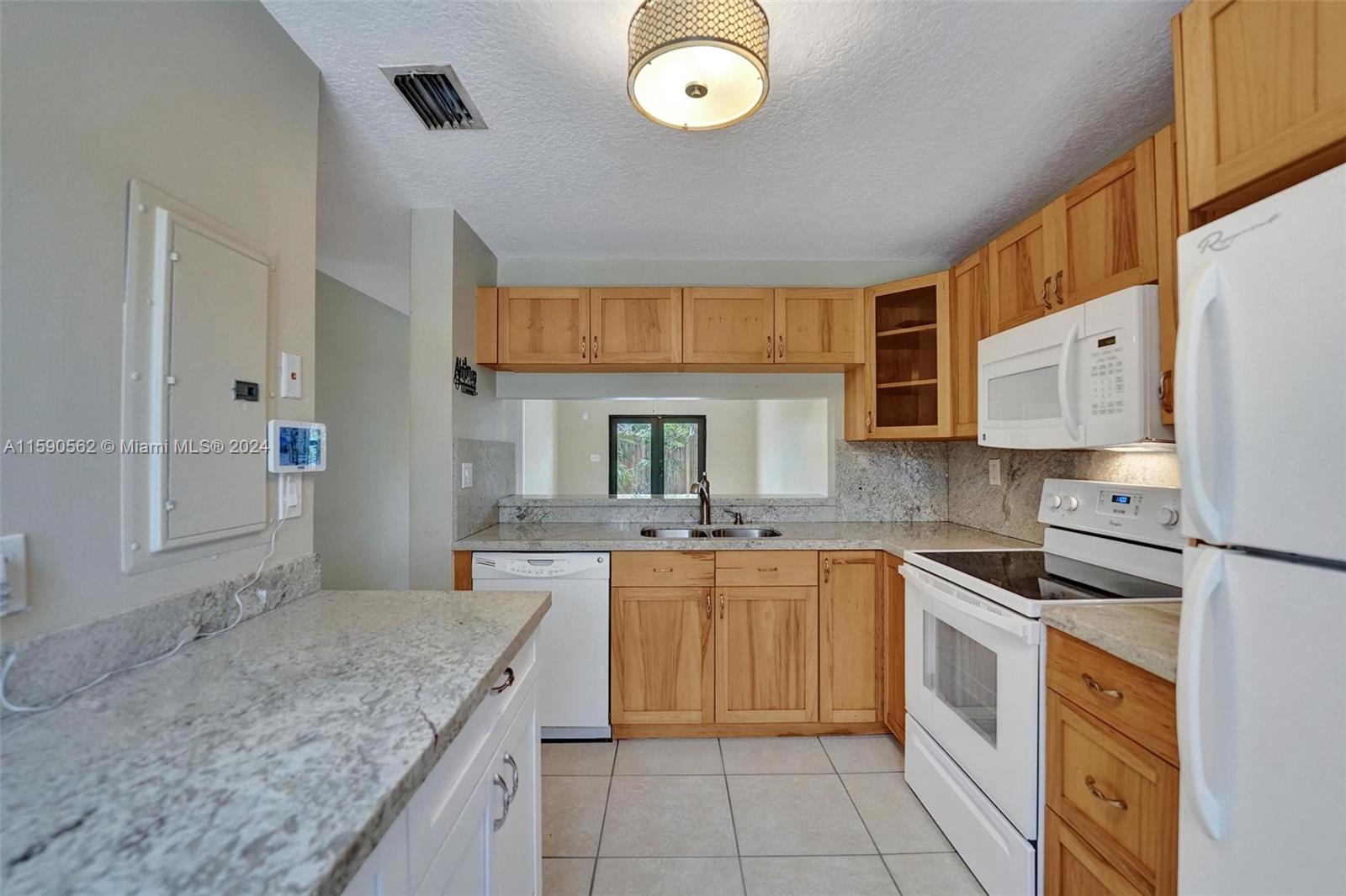 NEAR NORTHWEST REDEVELOPM - Residential Lease