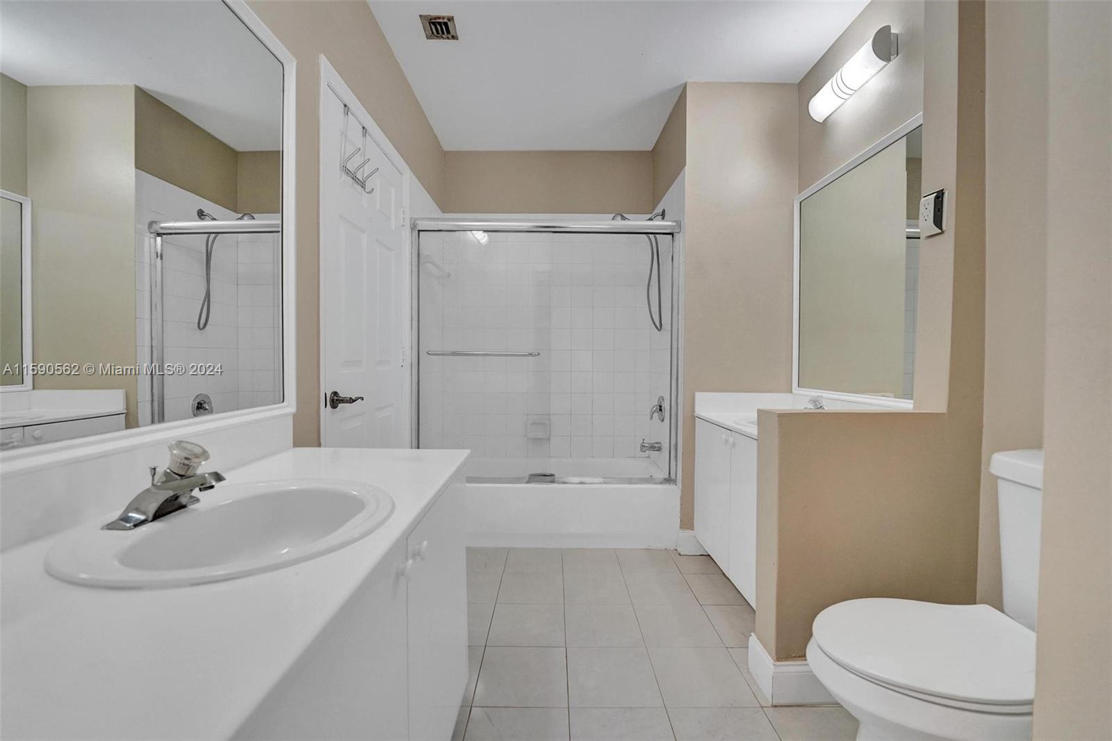 NEAR NORTHWEST REDEVELOPM - Residential Lease