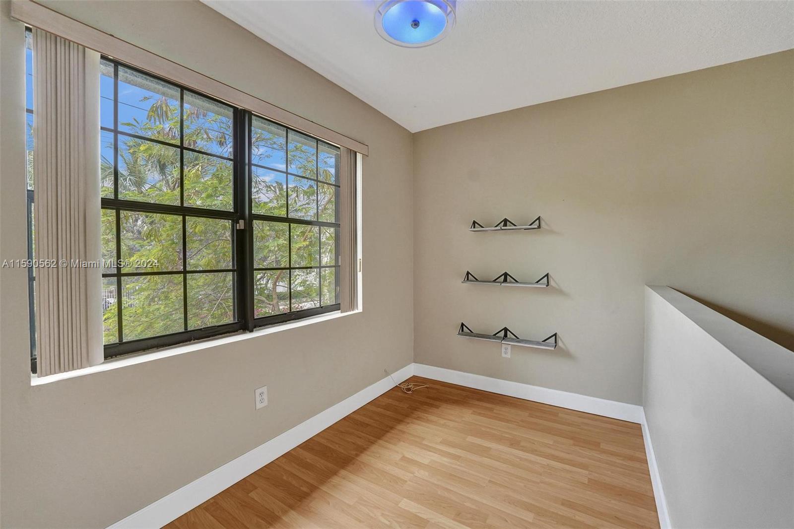 NEAR NORTHWEST REDEVELOPM - Residential Lease