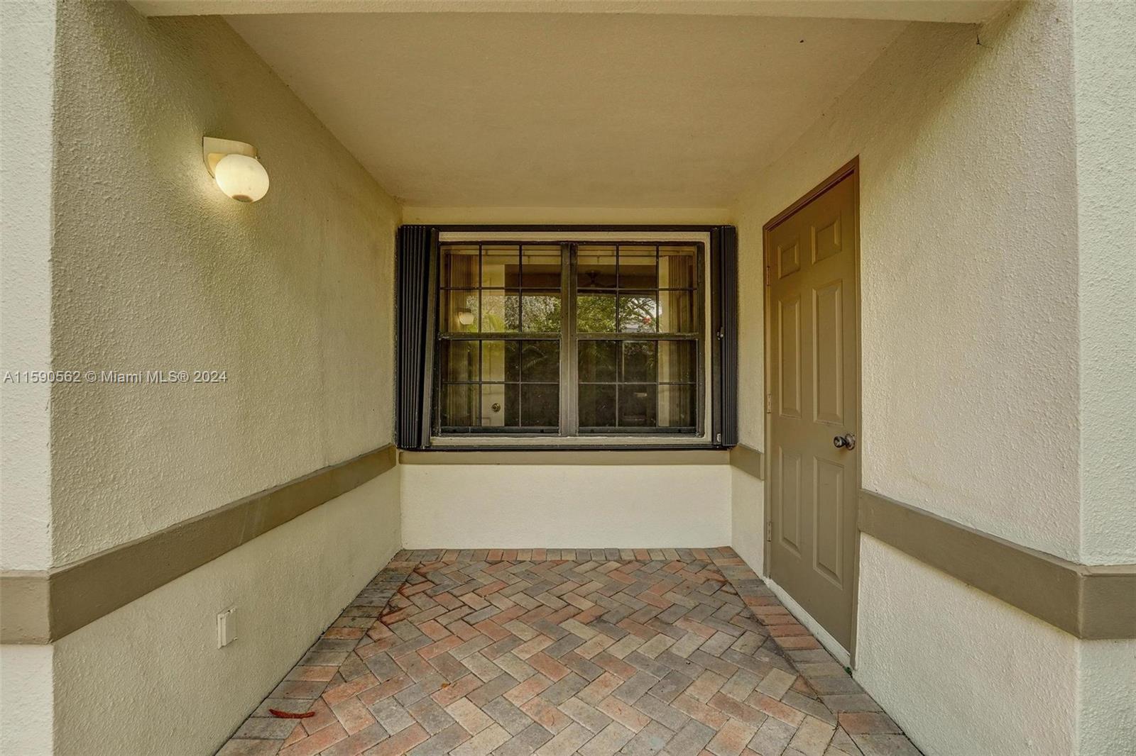NEAR NORTHWEST REDEVELOPM - Residential Lease