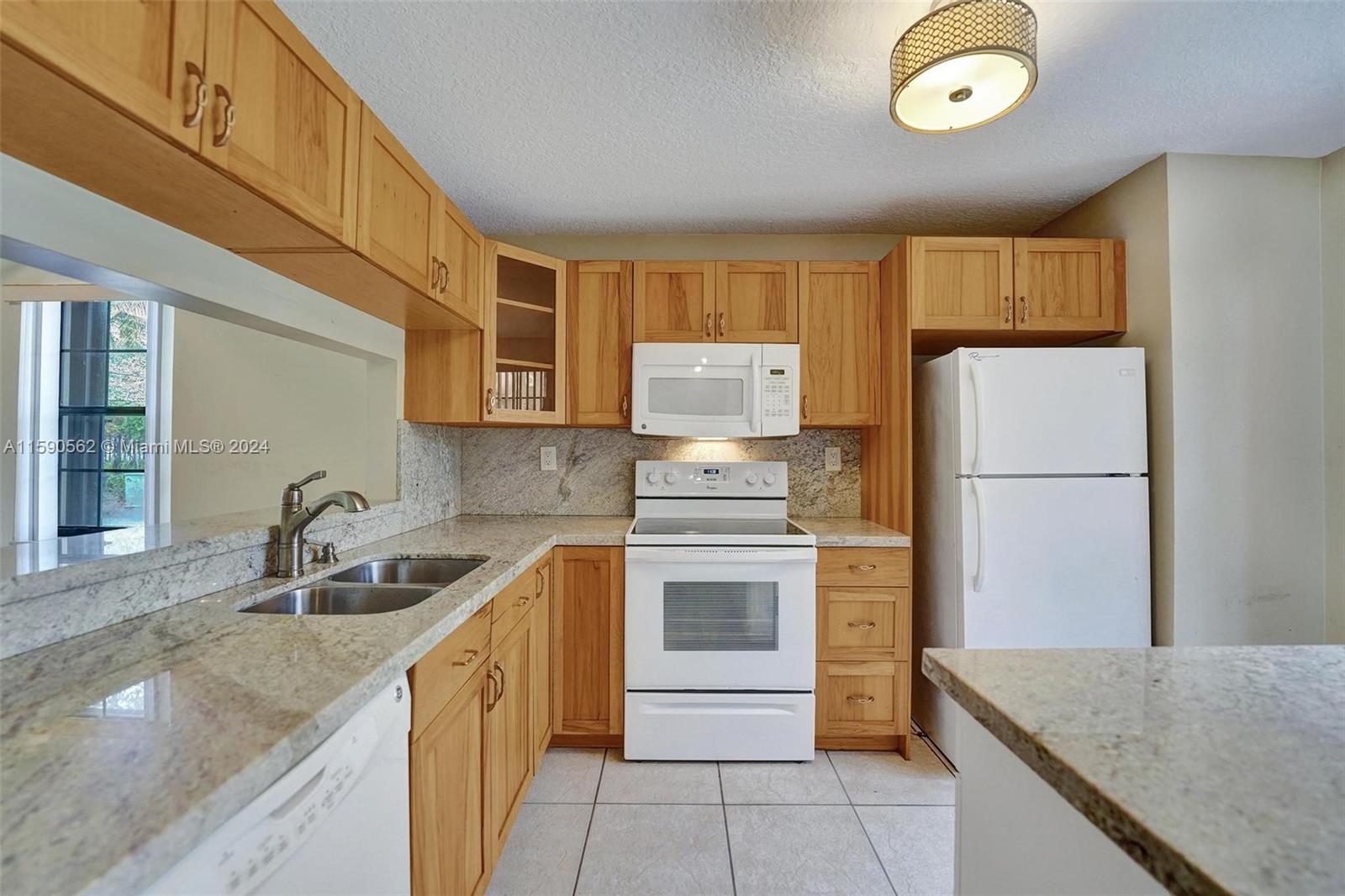 NEAR NORTHWEST REDEVELOPM - Residential Lease