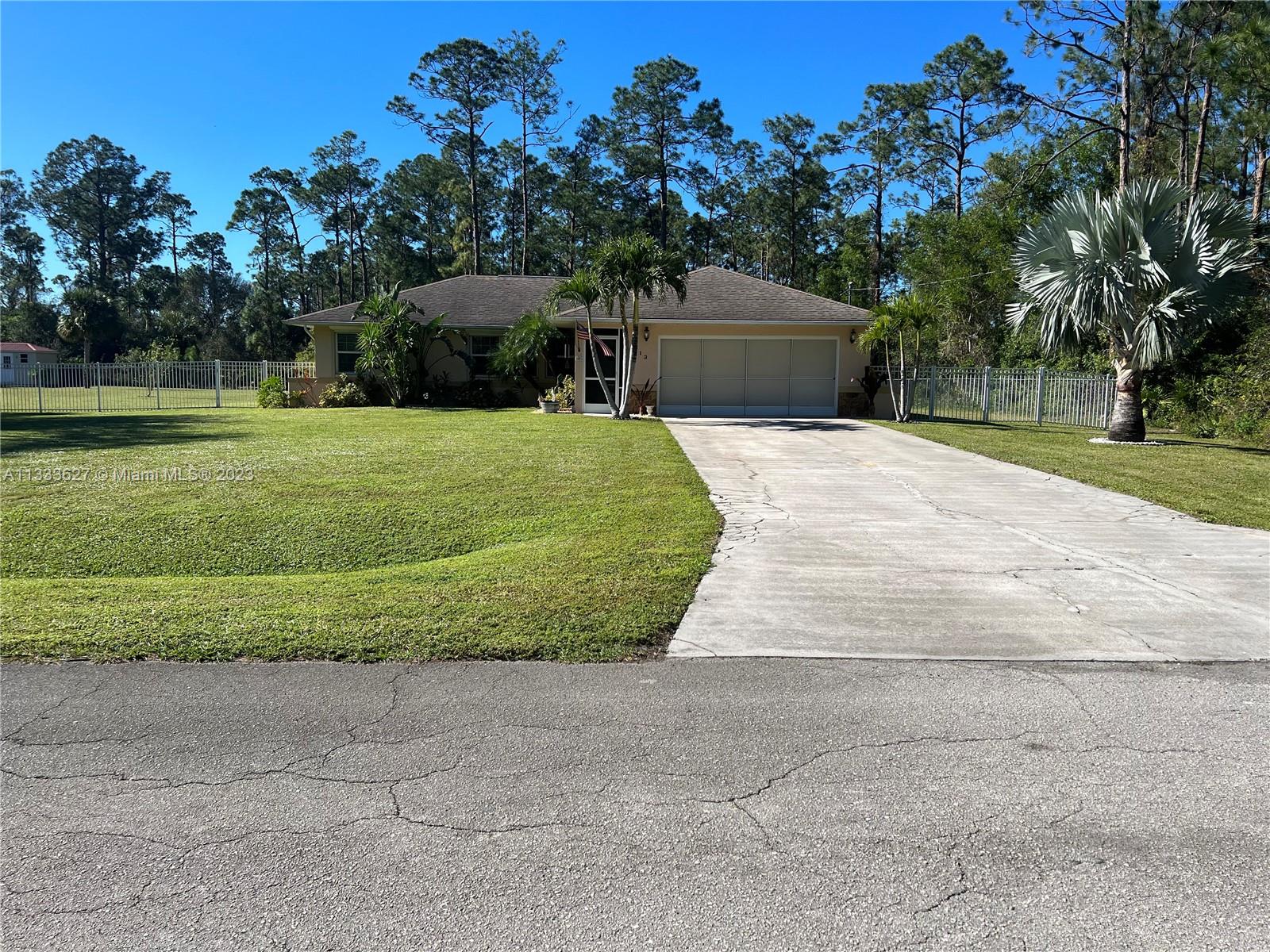 LEHIGH ACRES - Residential
