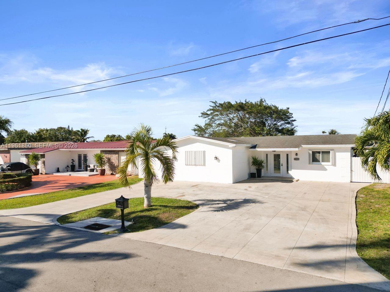MIRAMAR ISLES SEC 3 - Residential