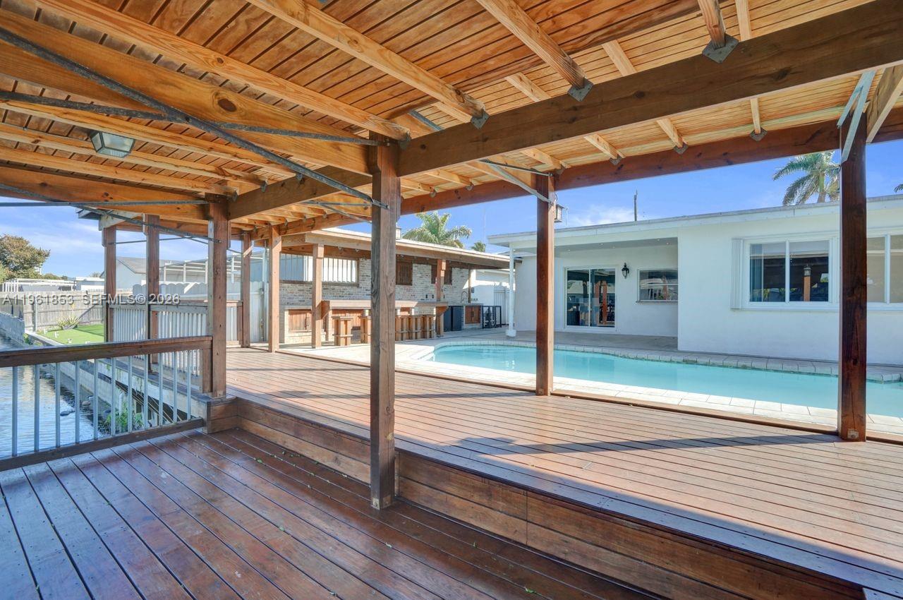 MIRAMAR ISLES SEC 3 - Residential