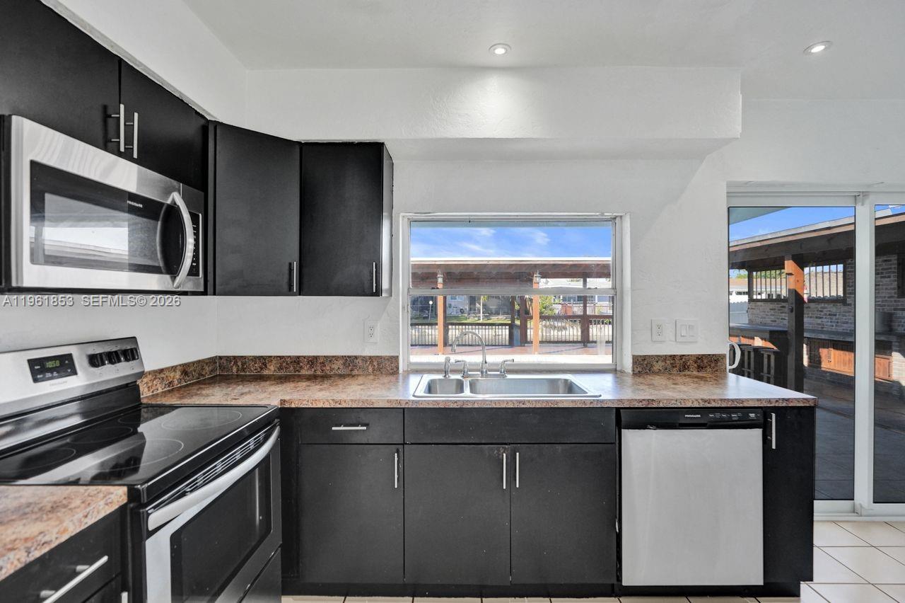 MIRAMAR ISLES SEC 3 - Residential