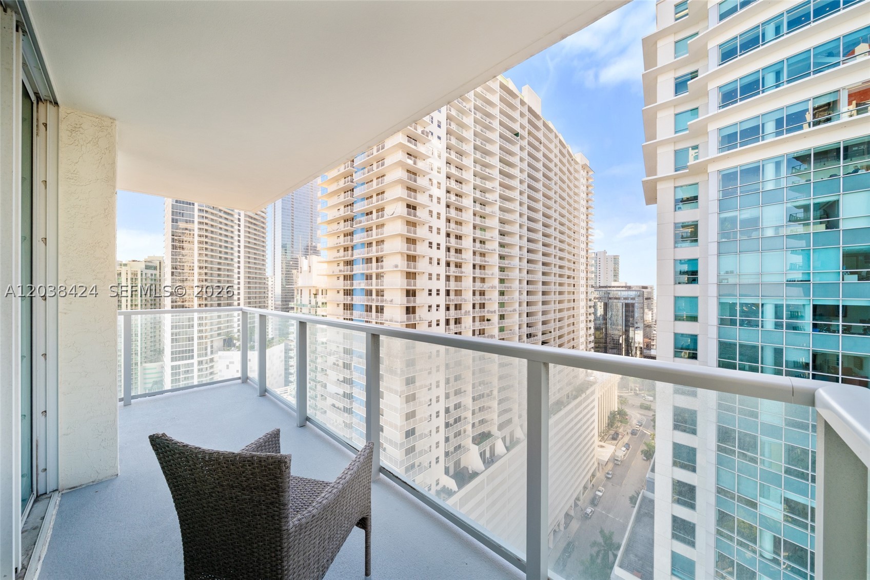 THE MARK ON BRICKELL COND - Residential Lease