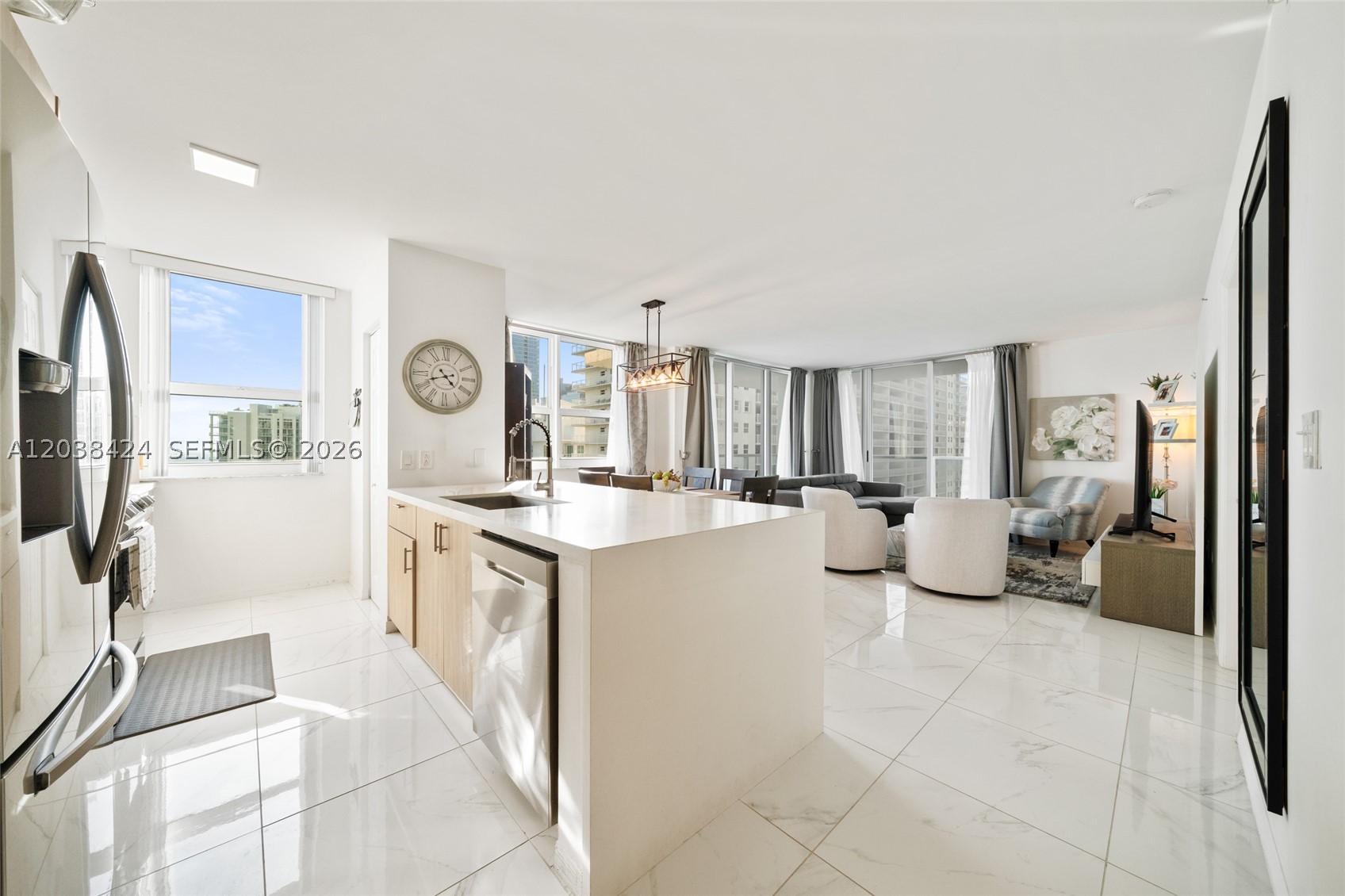 THE MARK ON BRICKELL COND - Residential Lease