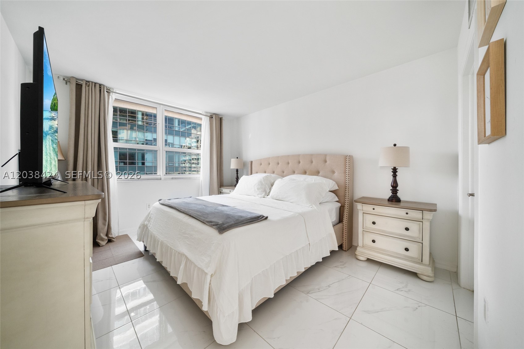 THE MARK ON BRICKELL COND - Residential Lease