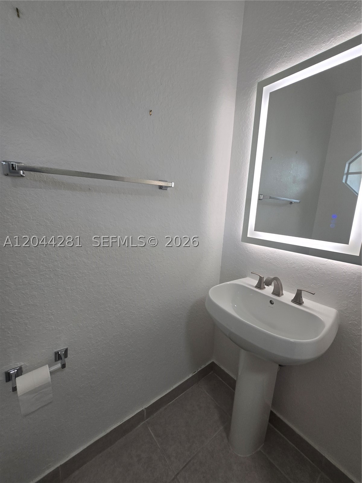 24 - Residential Lease