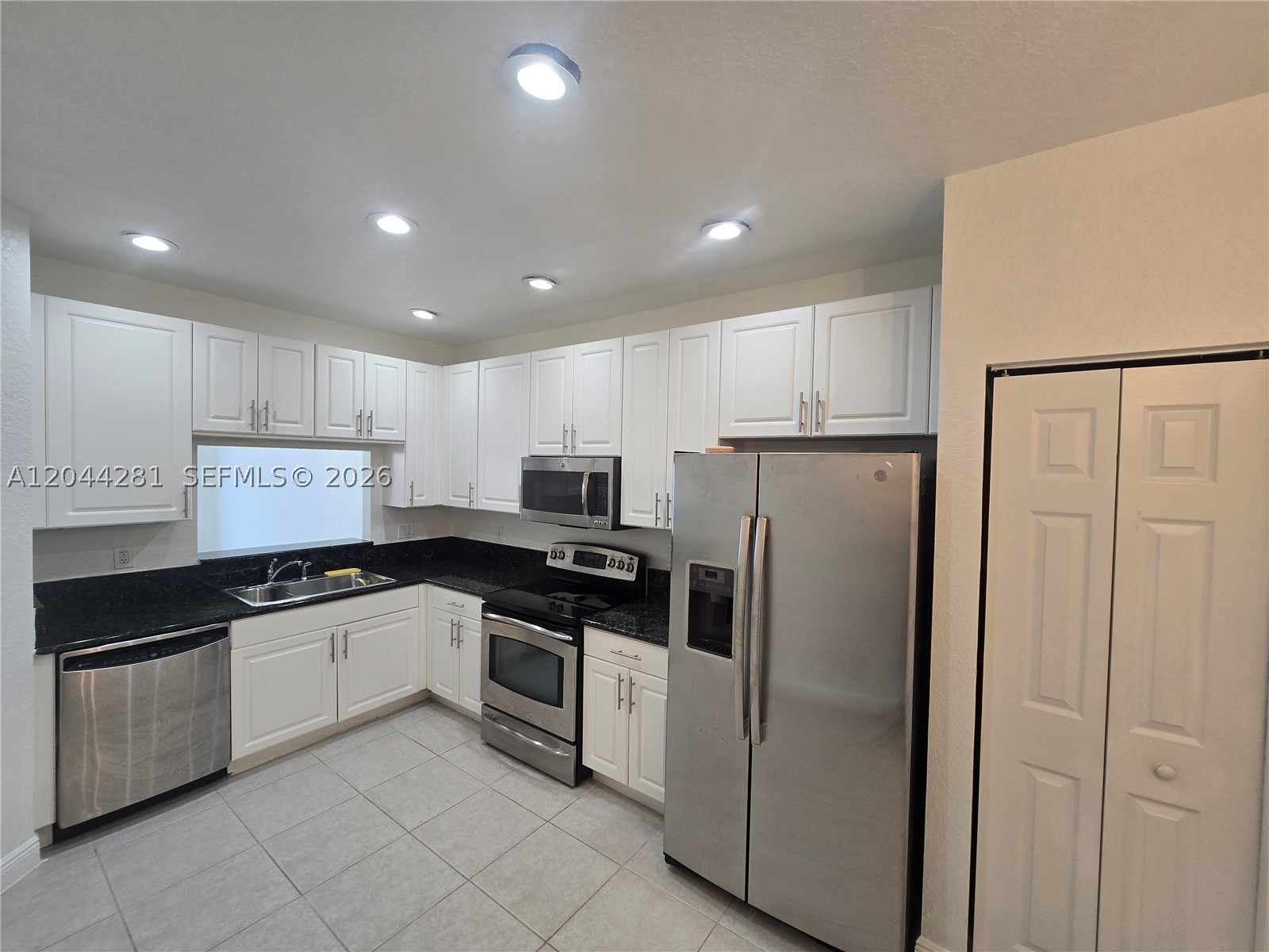 24 - Residential Lease