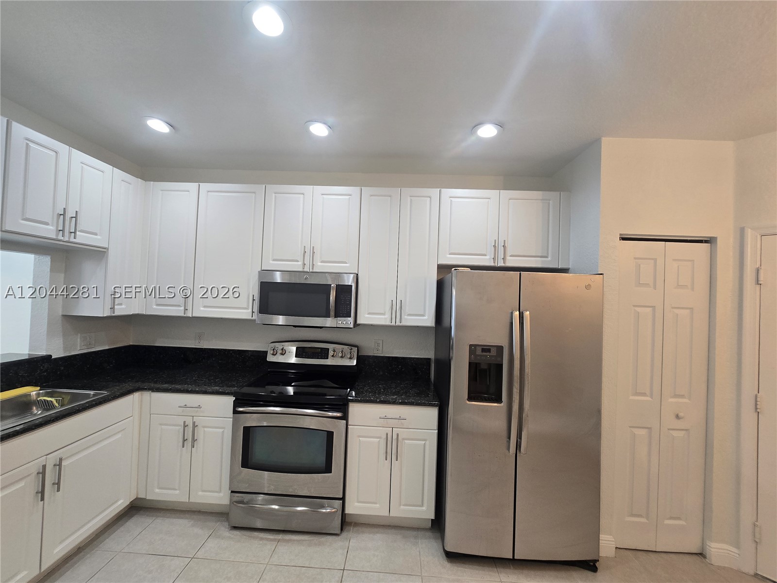 24 - Residential Lease