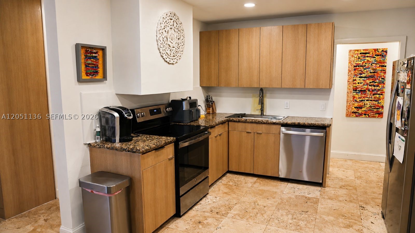 HOLLYWOOD HOMESITES HIGH - Residential