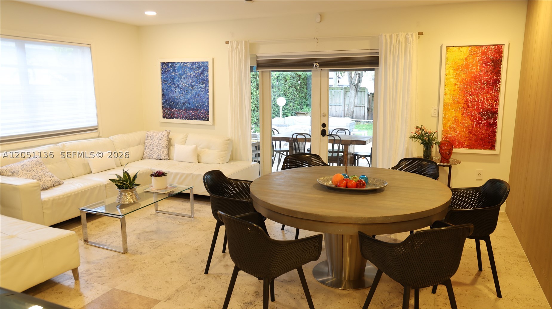 HOLLYWOOD HOMESITES HIGH - Residential