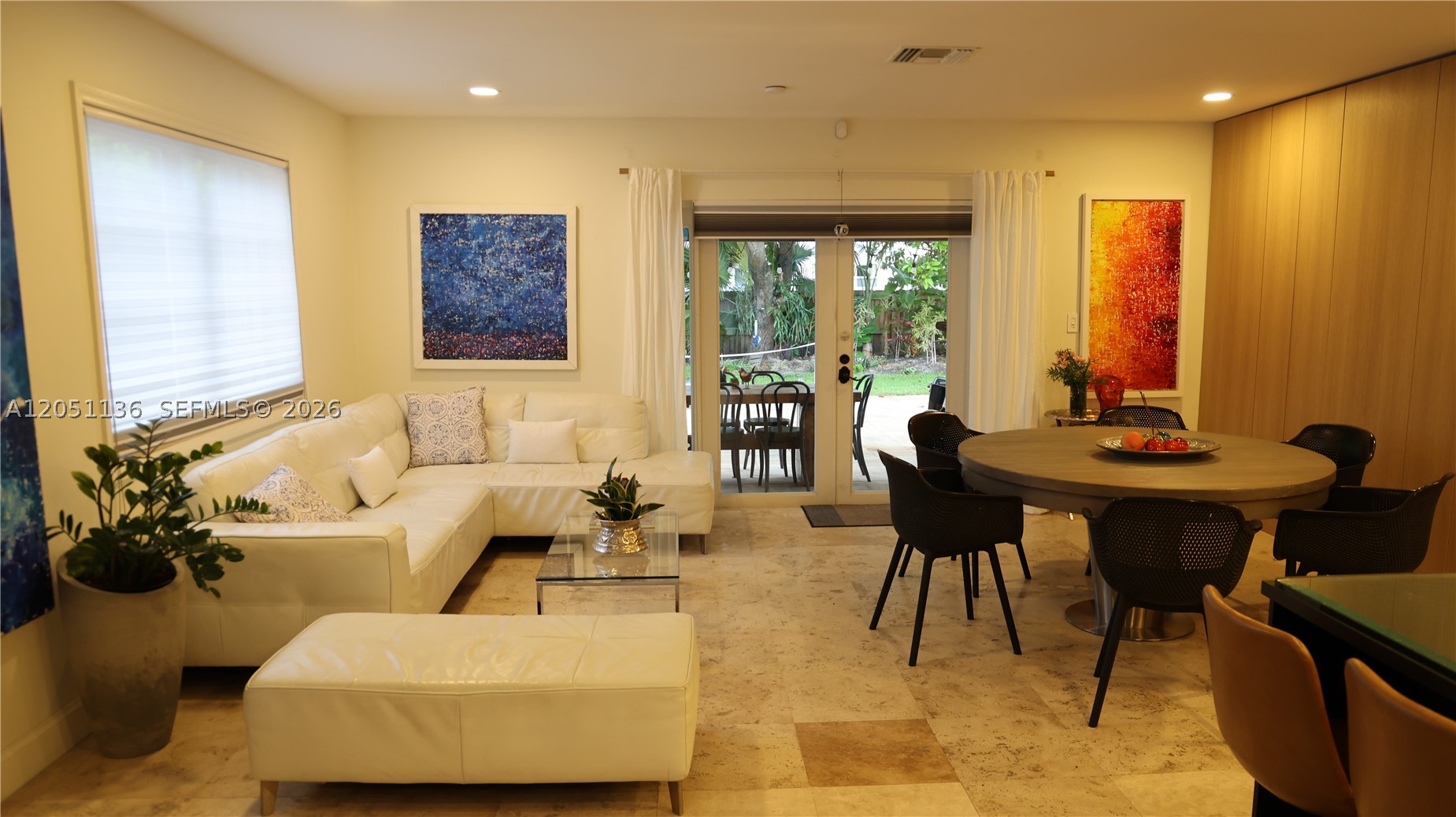 HOLLYWOOD HOMESITES HIGH - Residential