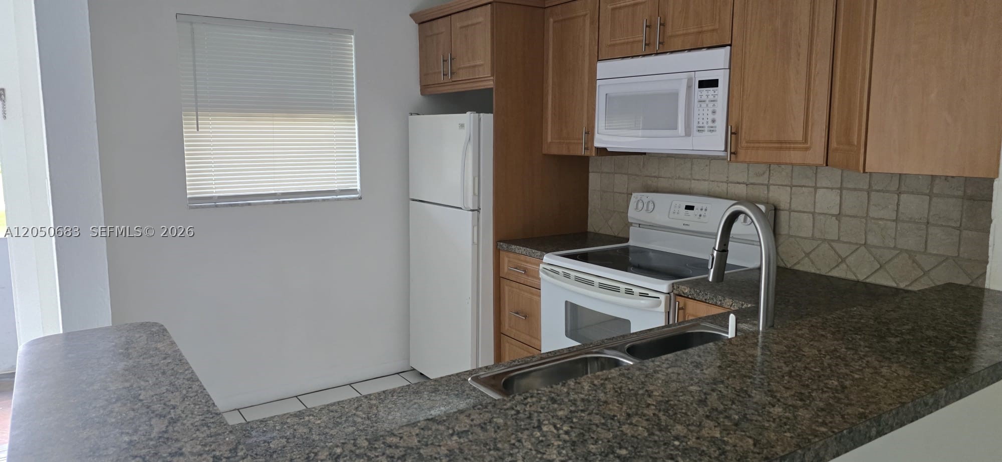 SOUTHGATE GARDENS CONDO - Residential Lease