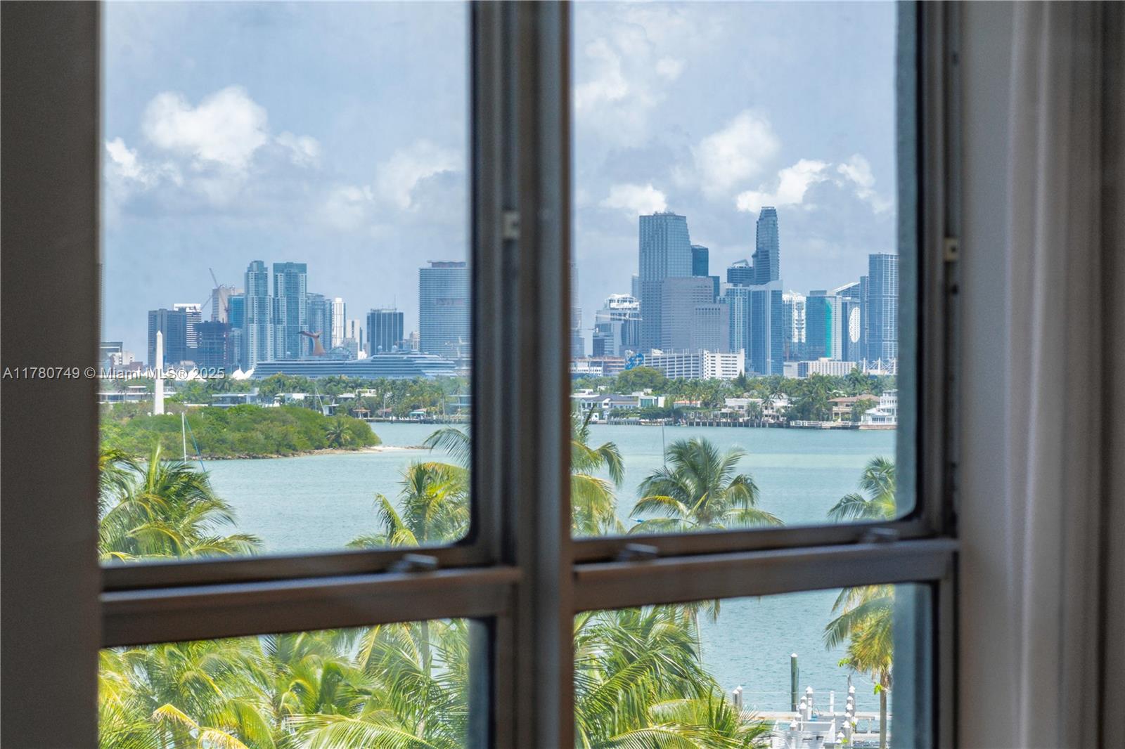 FLAMINGO SOUTH BEACH I CO - Residential