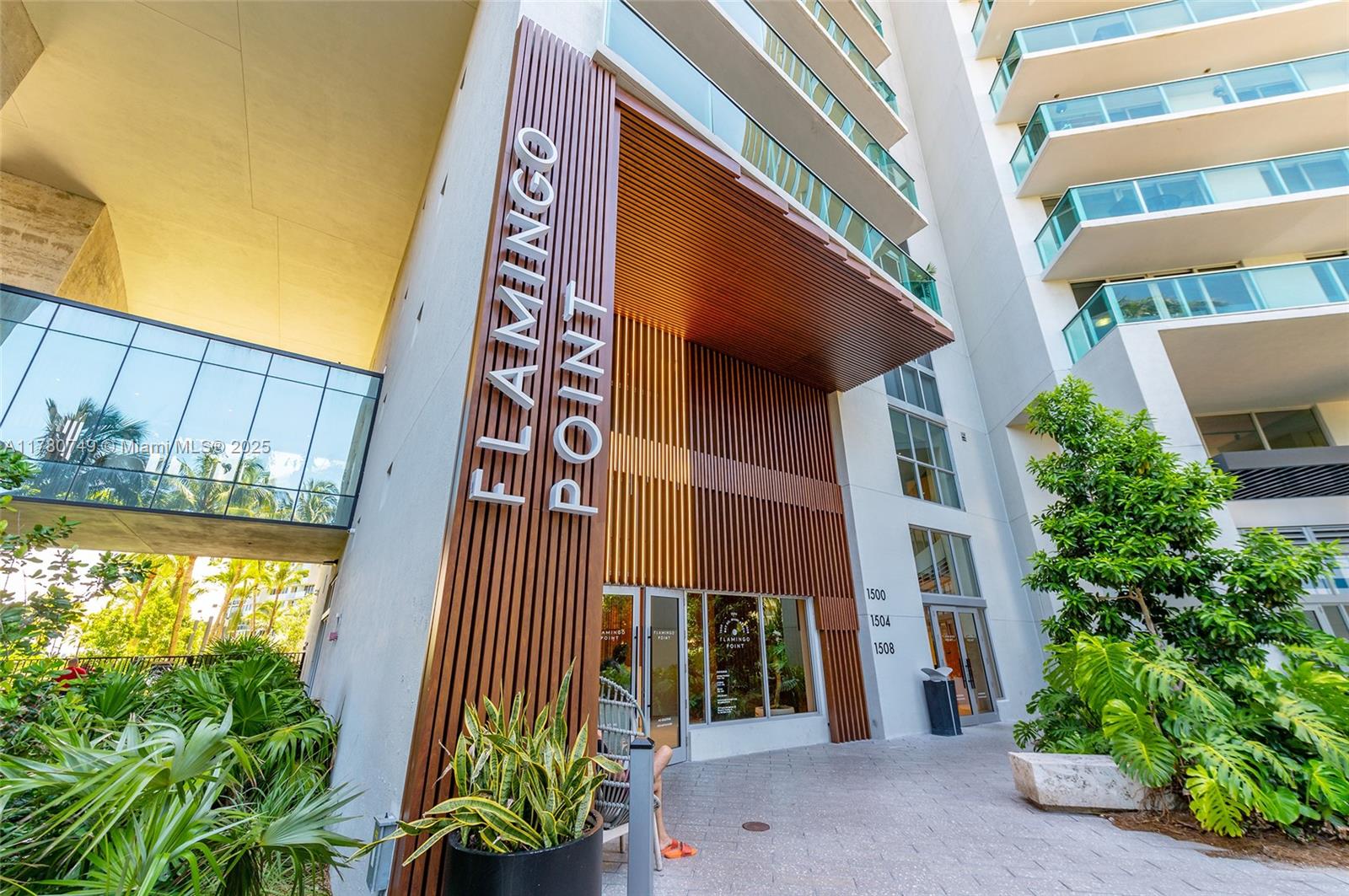 FLAMINGO SOUTH BEACH I CO - Residential