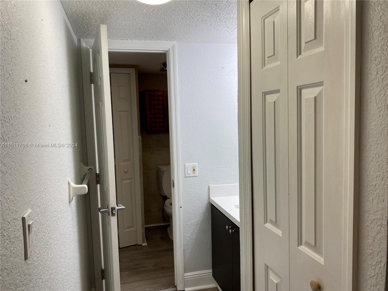 VISIONS AT FOUNTAINBLEAU - Residential