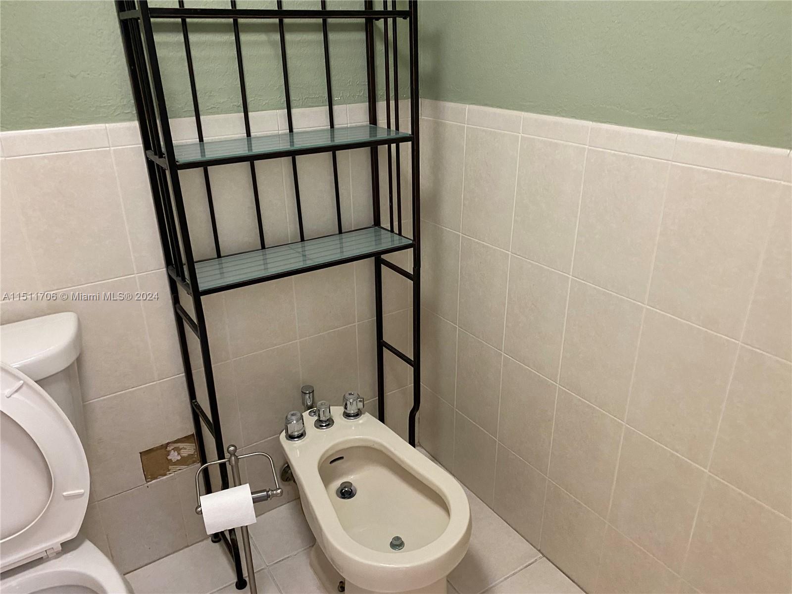 VISIONS AT FOUNTAINBLEAU - Residential