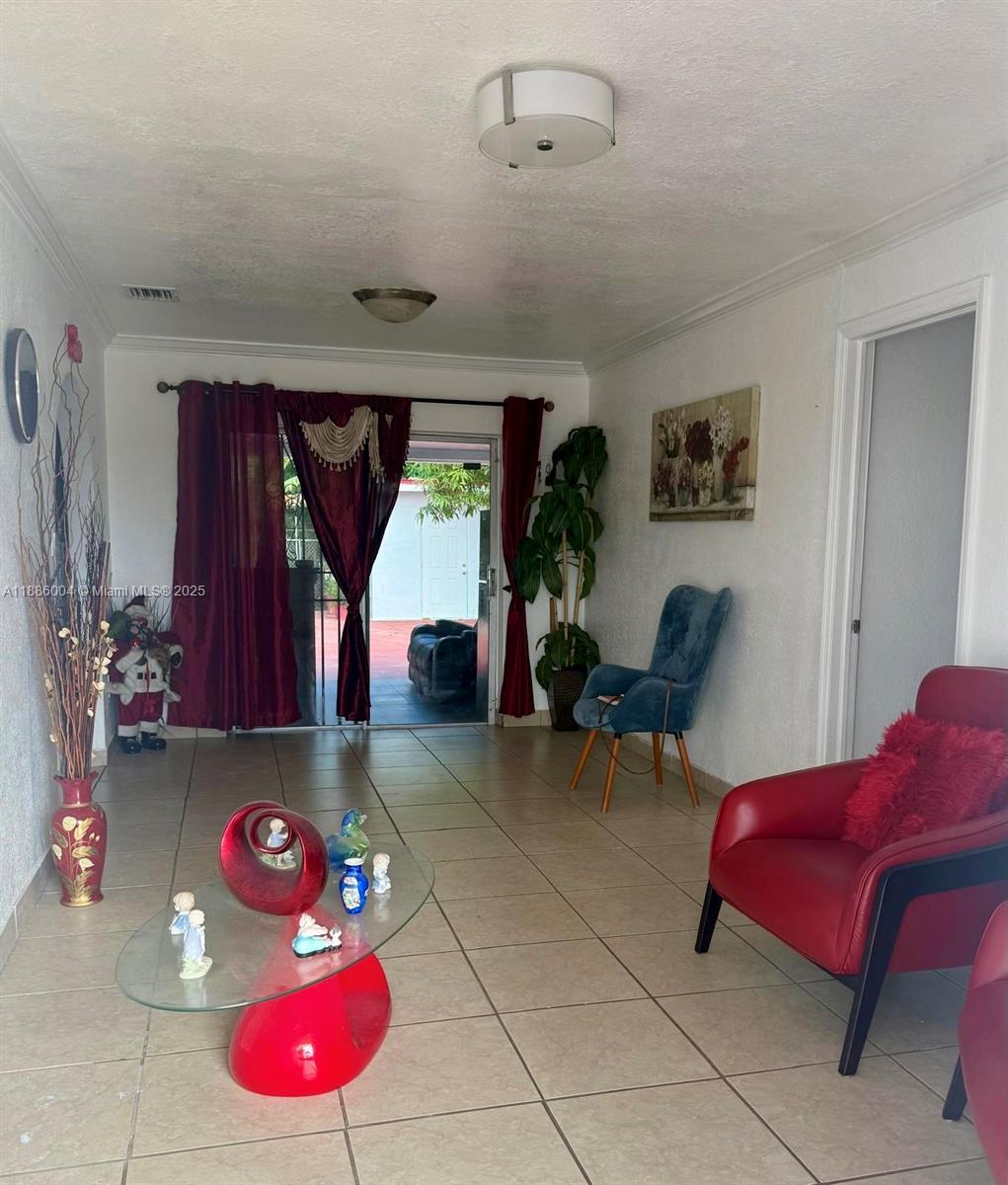 CAROL CITY GDNS 1ST ADDN - Residential
