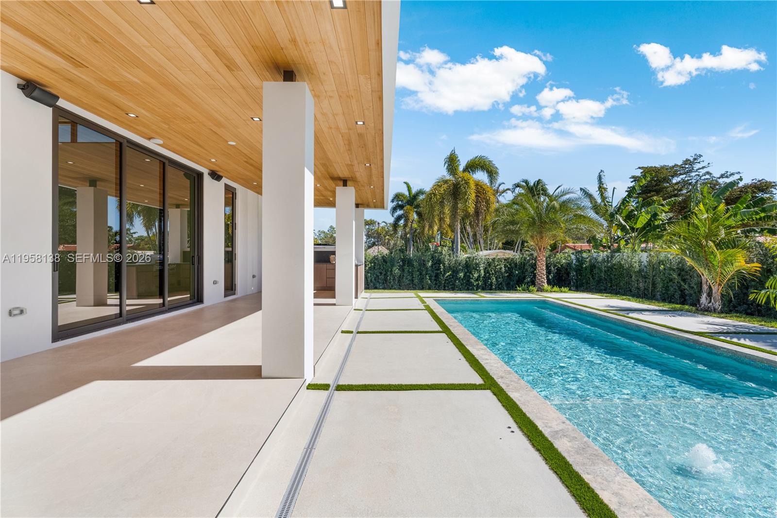 PINE SHORE SEC 1 - Residential
