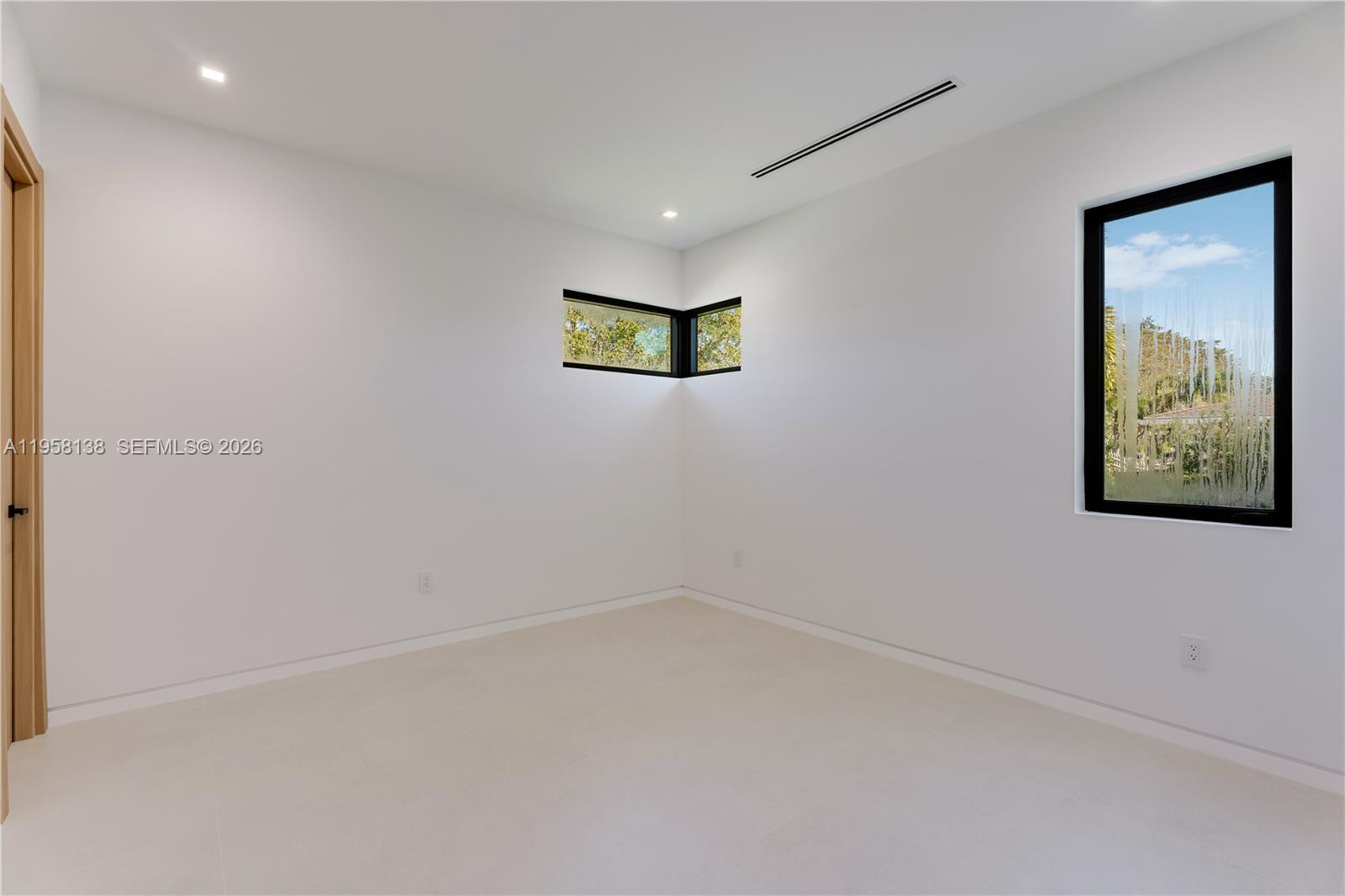 PINE SHORE SEC 1 - Residential