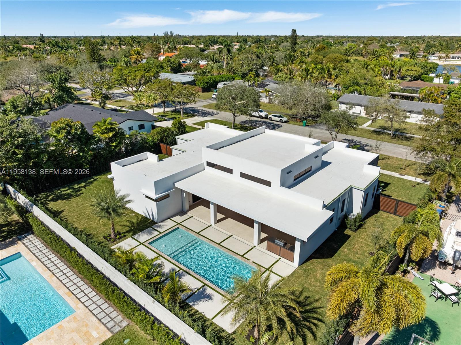 PINE SHORE SEC 1 - Residential