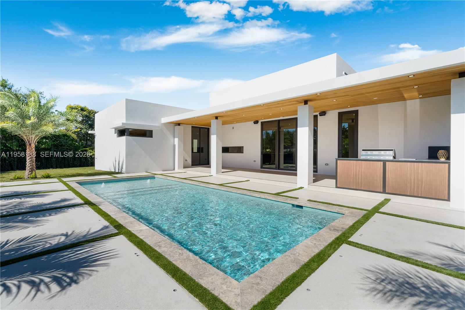 PINE SHORE SEC 1 - Residential