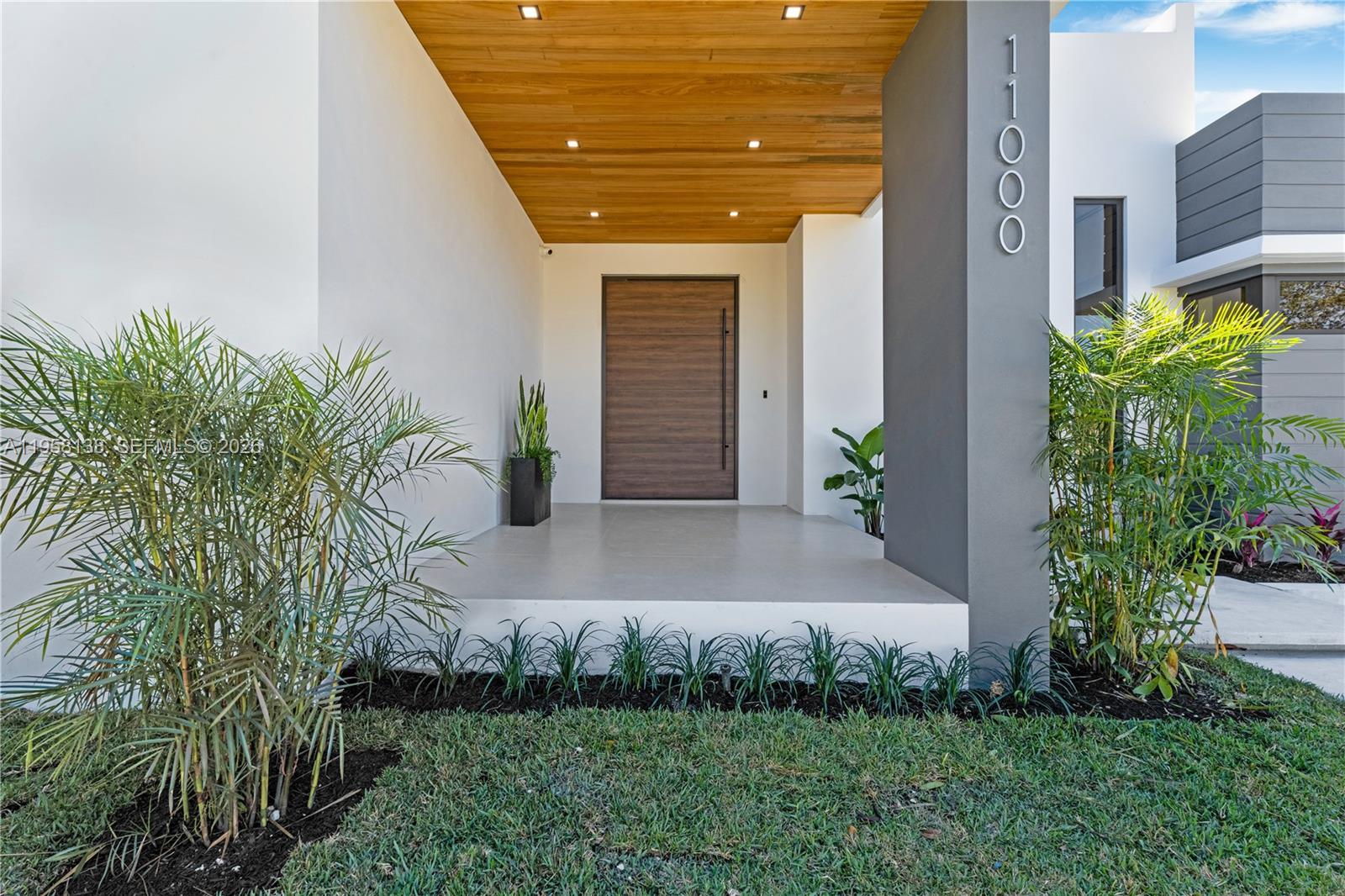 PINE SHORE SEC 1 - Residential