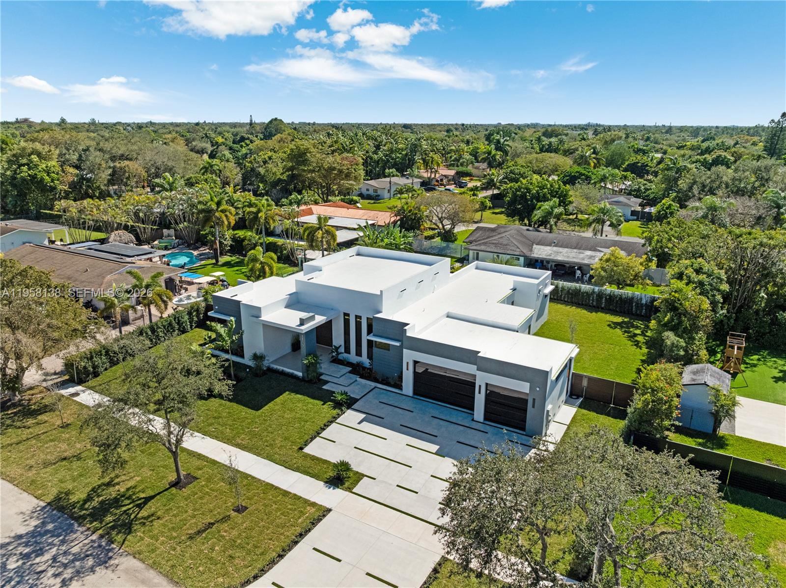 PINE SHORE SEC 1 - Residential