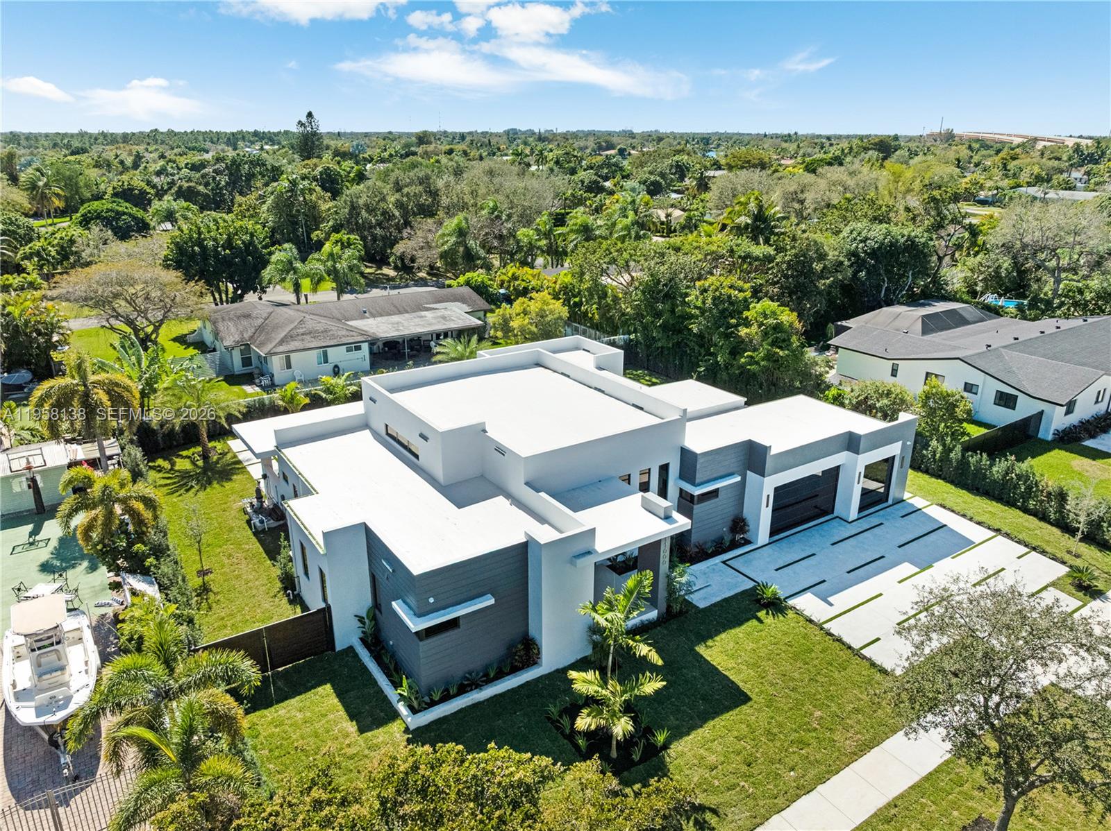 PINE SHORE SEC 1 - Residential