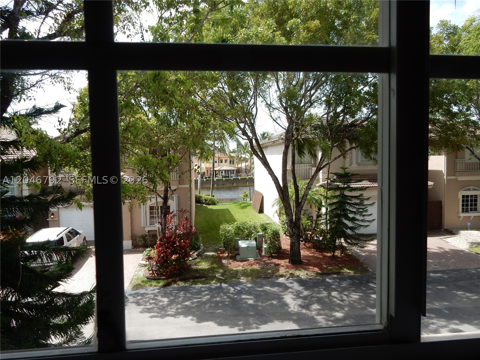 DORAL ISLES MARTINIQUE - Residential Lease