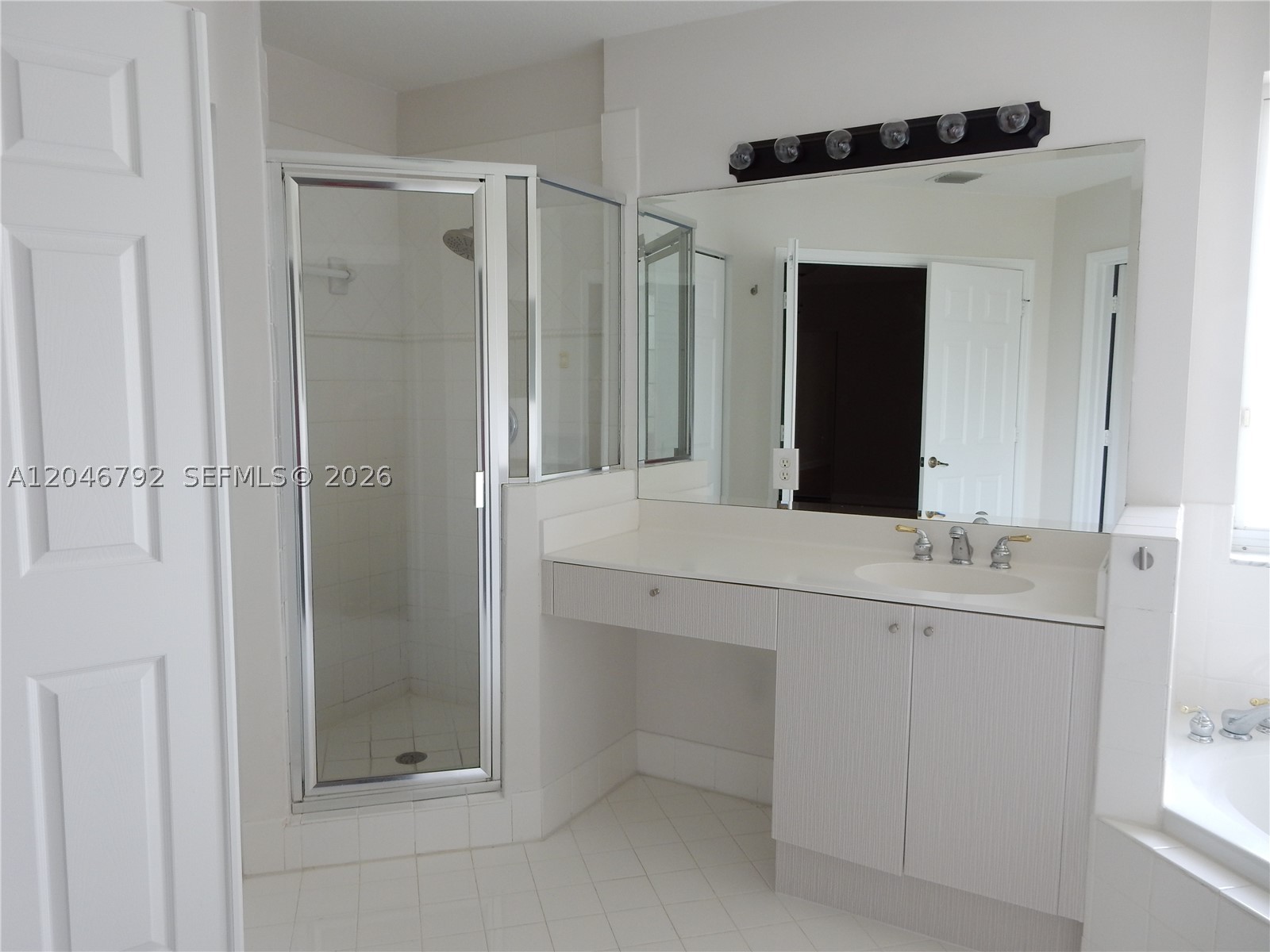 DORAL ISLES MARTINIQUE - Residential Lease