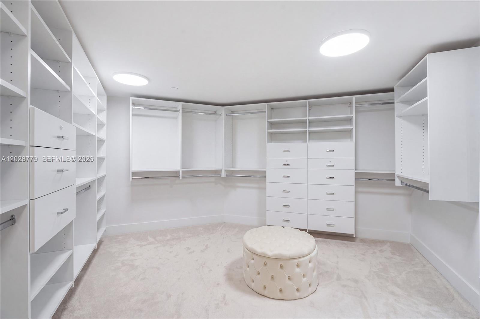 2800 ISL BLVD WILLIAMS IS - Residential