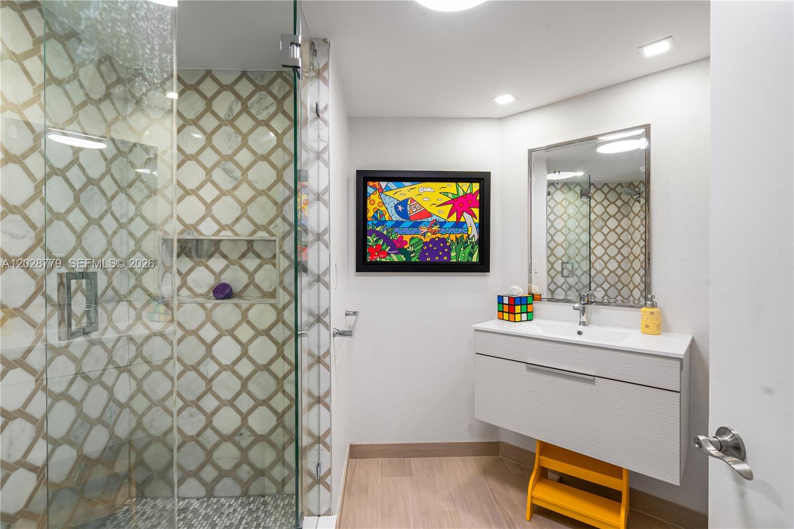 2800 ISL BLVD WILLIAMS IS - Residential