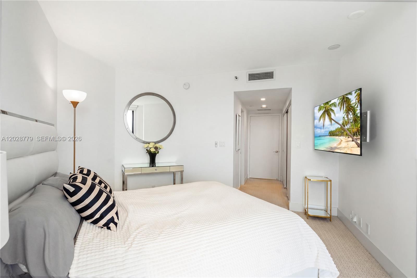 2800 ISL BLVD WILLIAMS IS - Residential