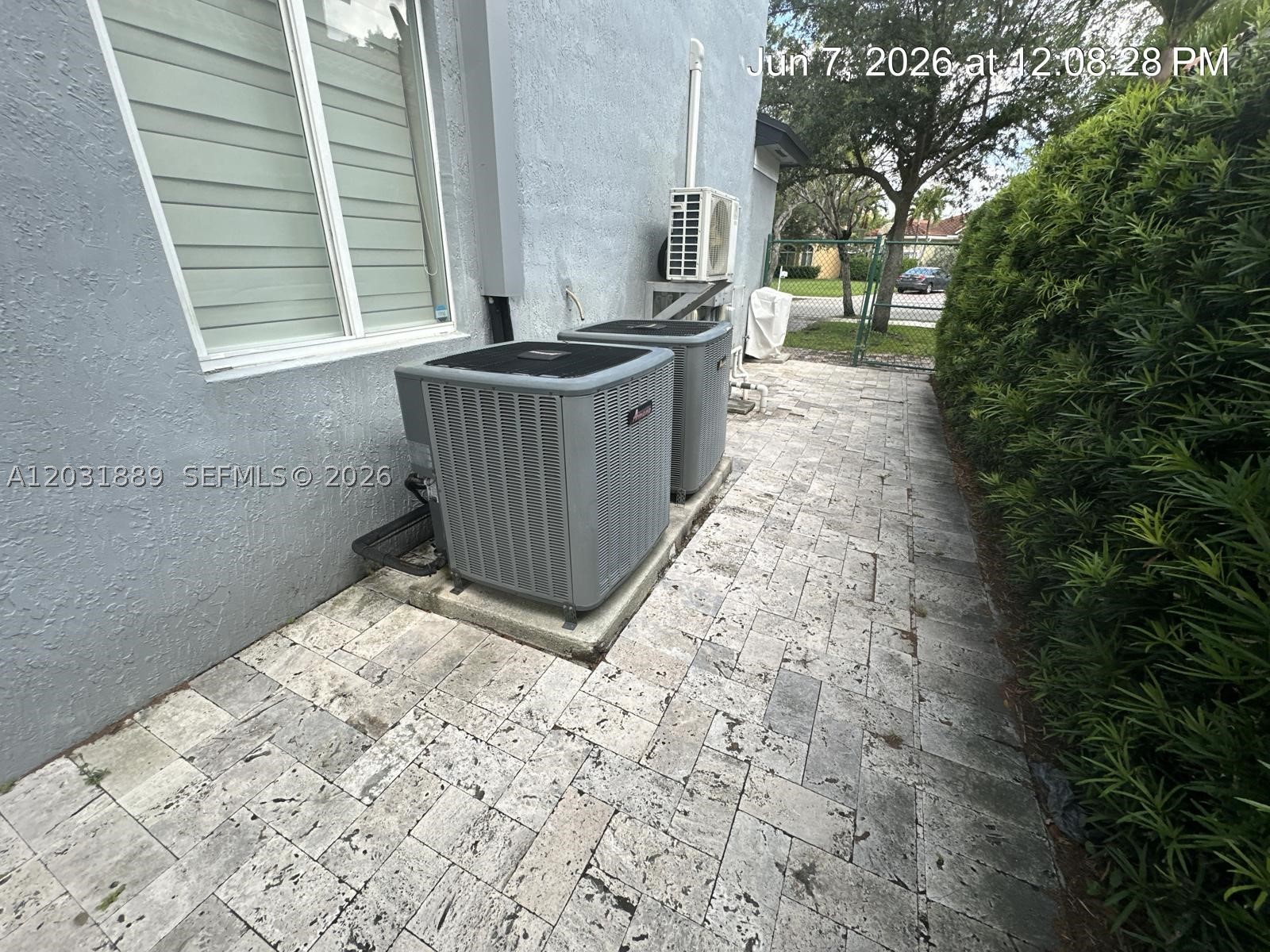 PALM ISLE ESTATES - Residential