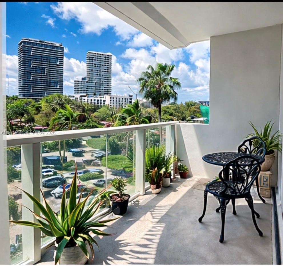 BAY PARK TOWERS CONDO - Residential
