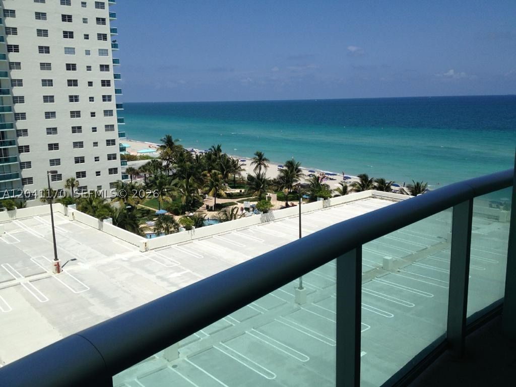TIDES ON HOLLYWOOD BEACH - Residential