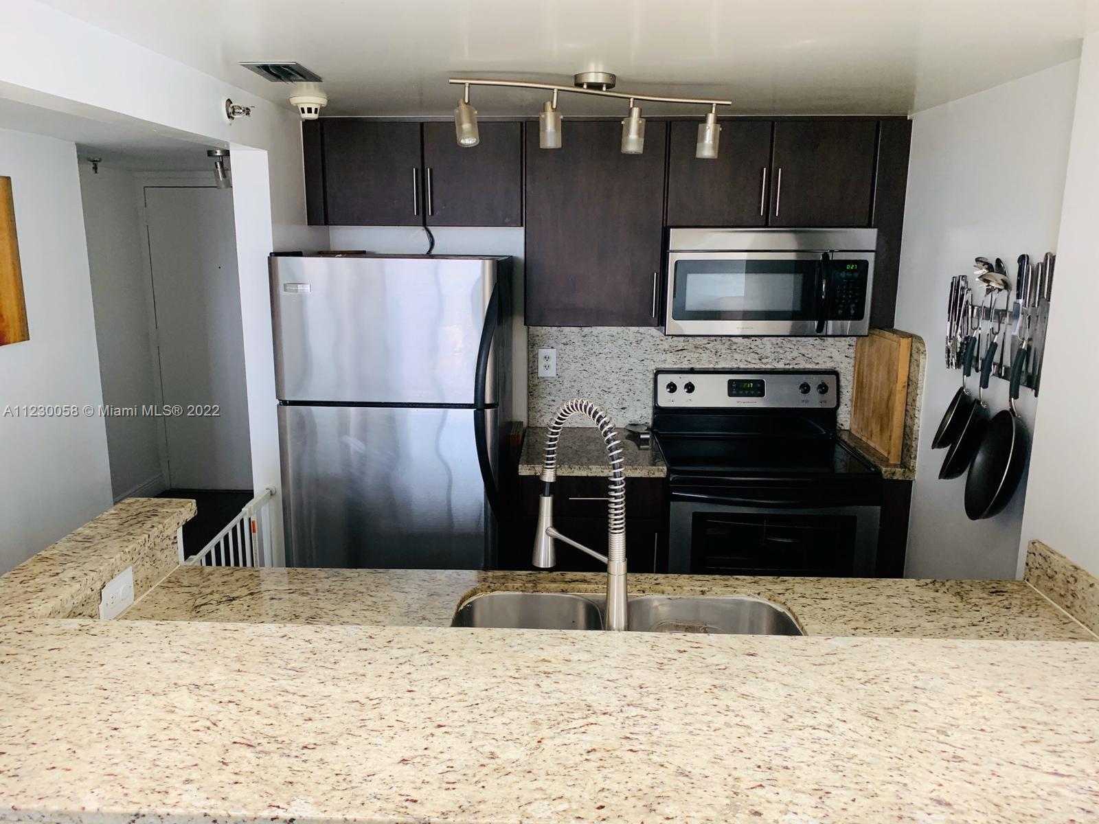 MADISON DOWNTOWN CONDO - Residential