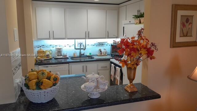HARWOOD F CONDO - Residential
