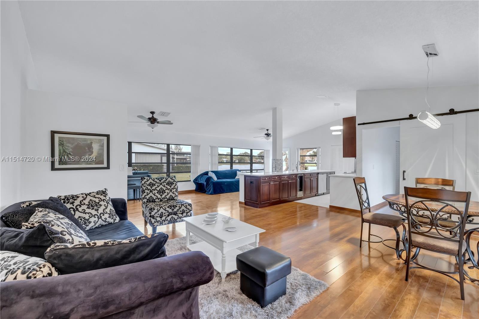 COCO WOOD LAKES SEC 2 - Residential