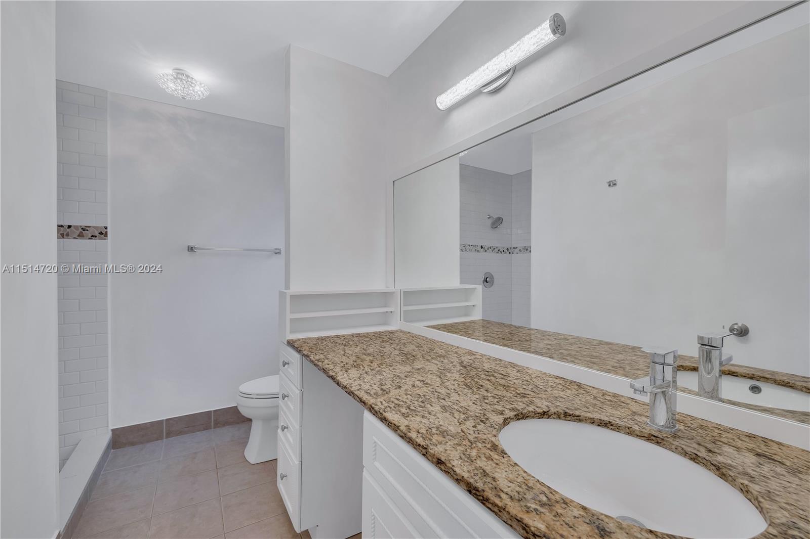 COCO WOOD LAKES SEC 2 - Residential