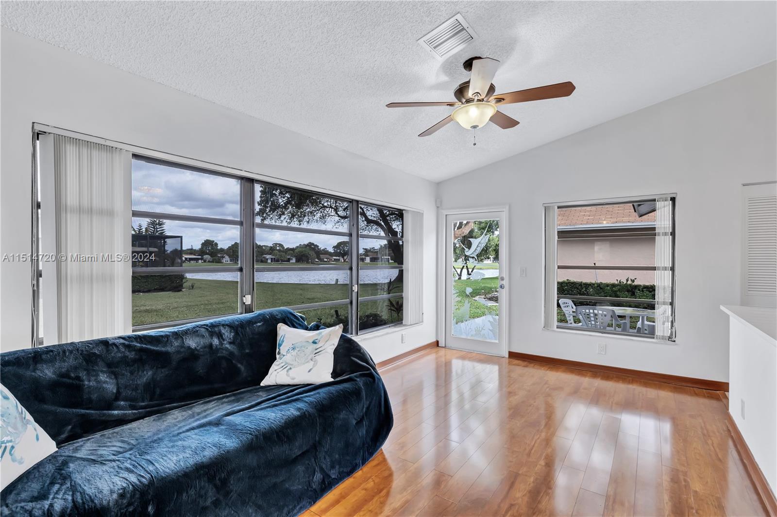 COCO WOOD LAKES SEC 2 - Residential