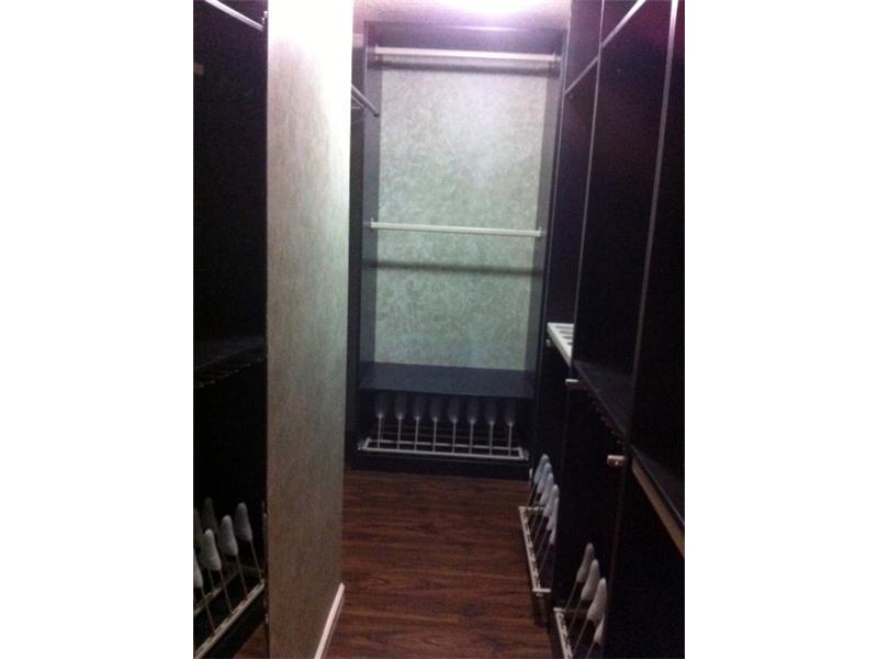 BONAVENTURE 82-43 B A POR - Residential Lease