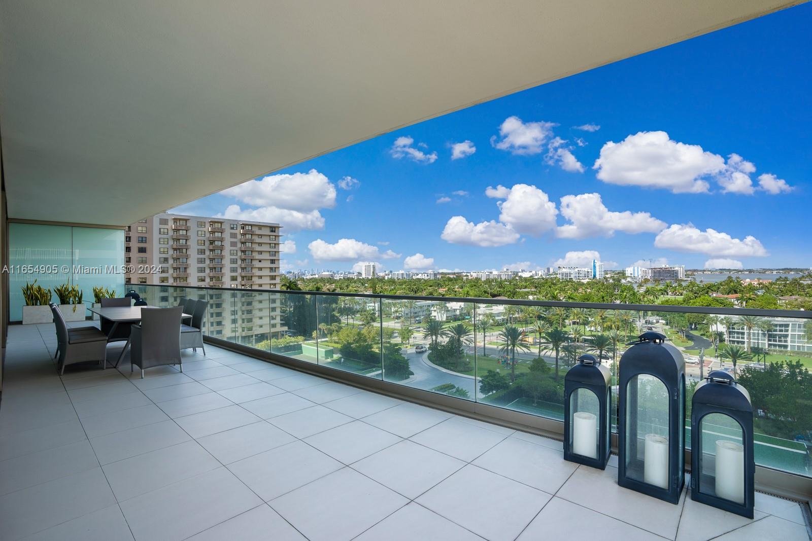 OCEANA BAL HARBOUR CONDO - Residential