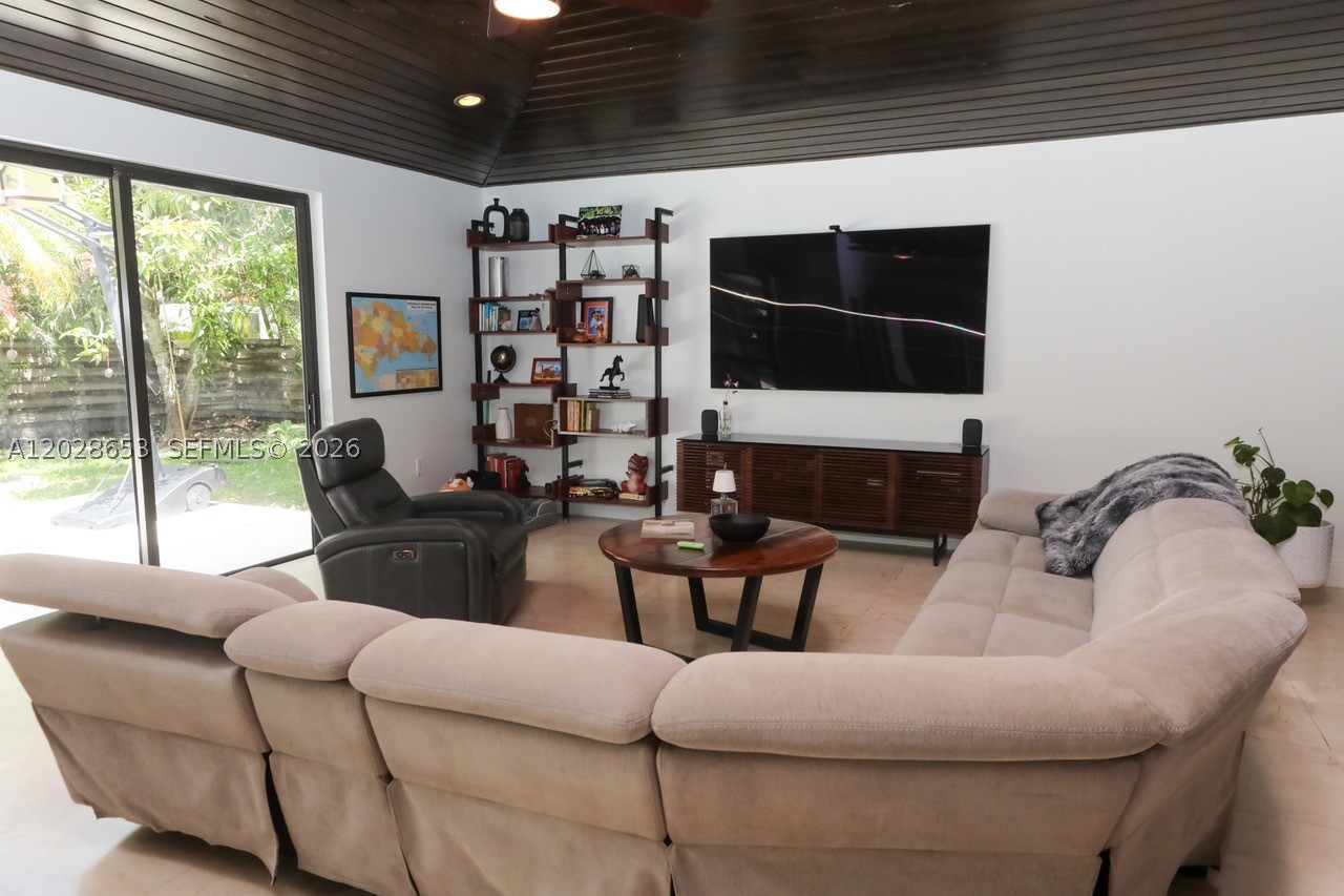 CADECA ESTATES - Residential