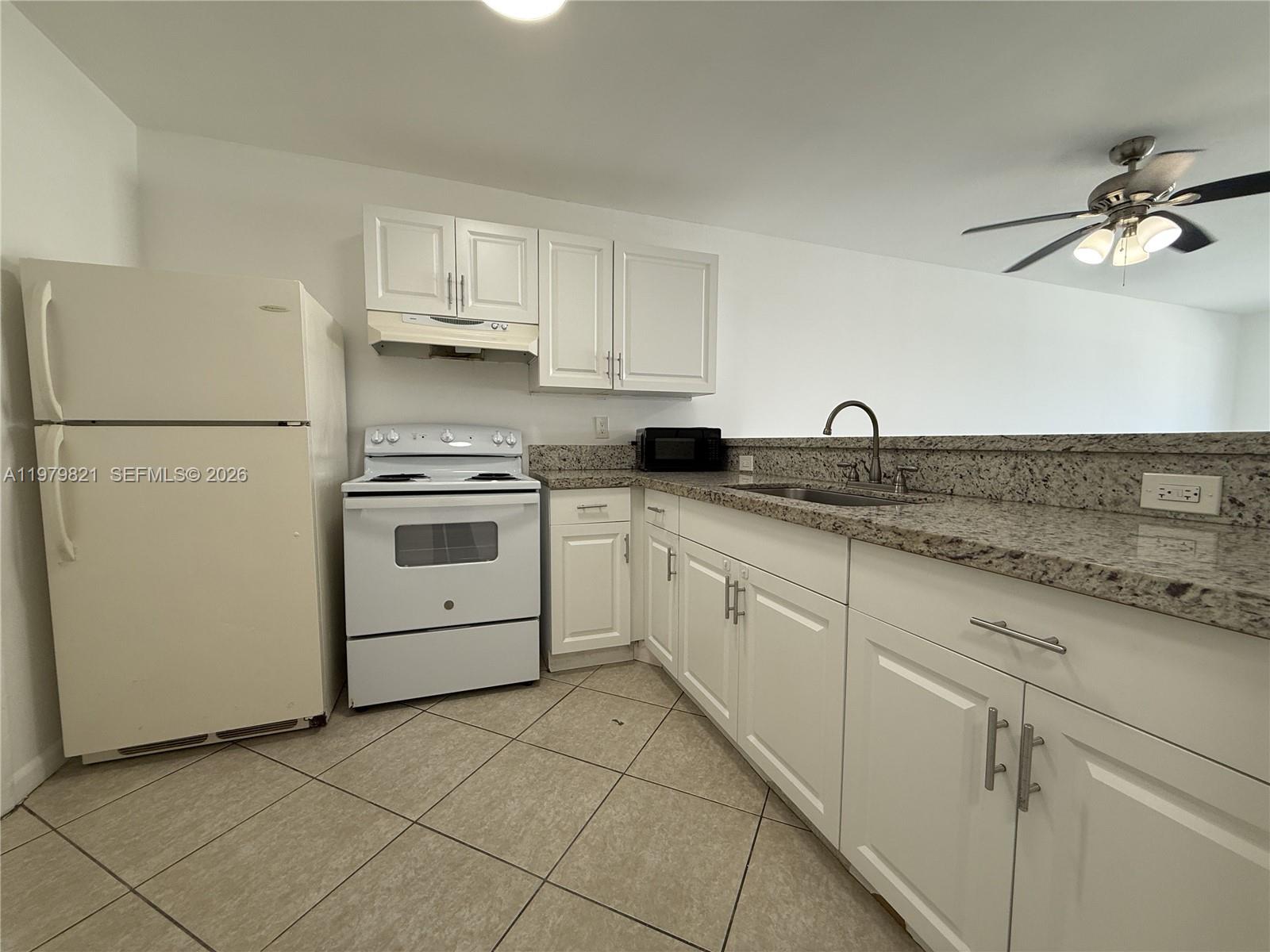 OLA CONDO - Residential Lease