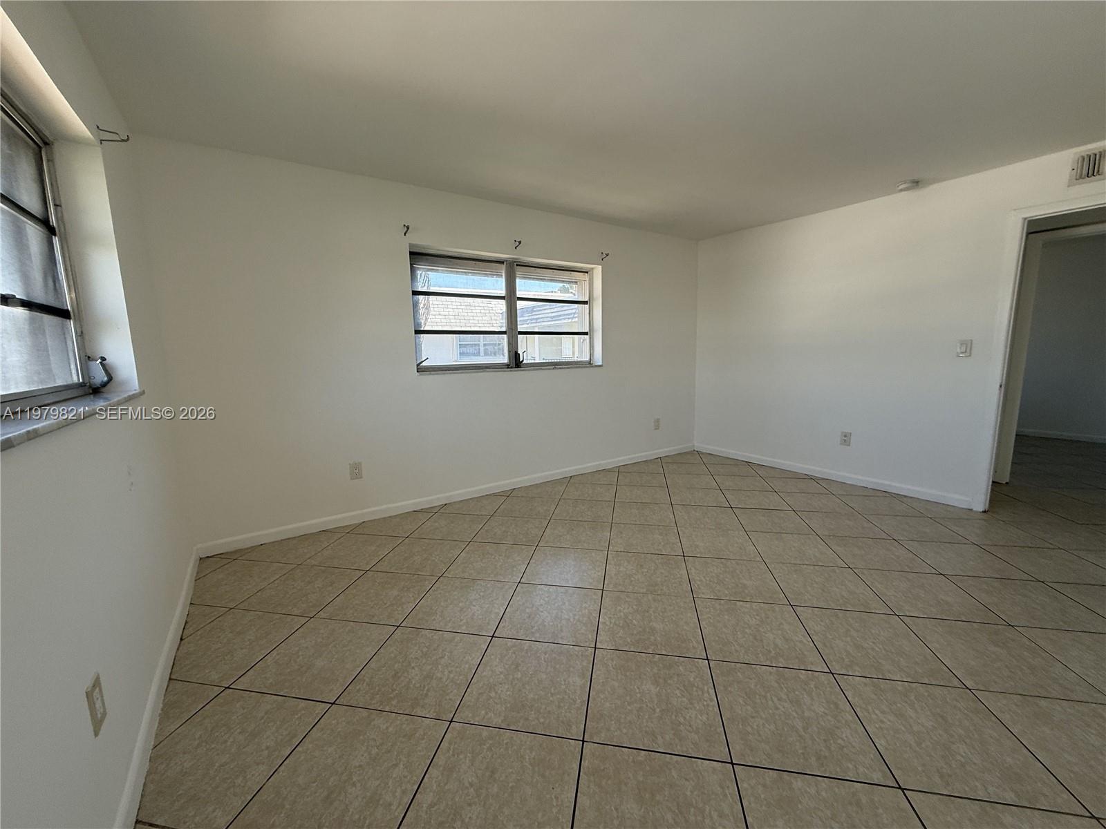 OLA CONDO - Residential Lease